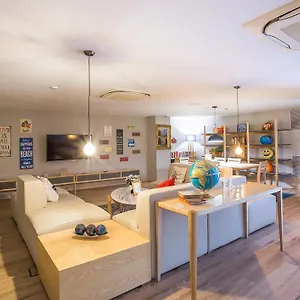  Hostel Yeah Hiszpania